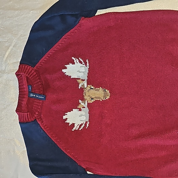 Moose Sweater raglan sleeves. - Picture 4 of 6